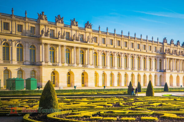 Cung điện Versailles - Nga